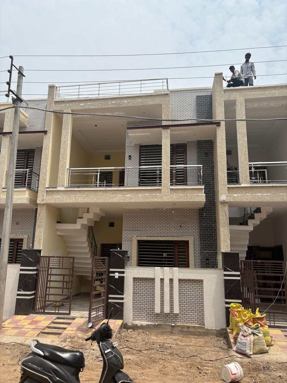 3 BHK Independent House For Sale in Nri Enclave 