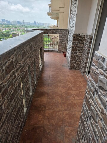 Balcony in 2.5 BHK Apartment at Ajnara Ambrosia, Sector 118 – for Rent