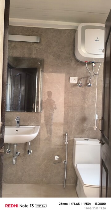 3 BHK Apartment For Rent in Shiv Shakti Apartments Gurgaon, Sector 54