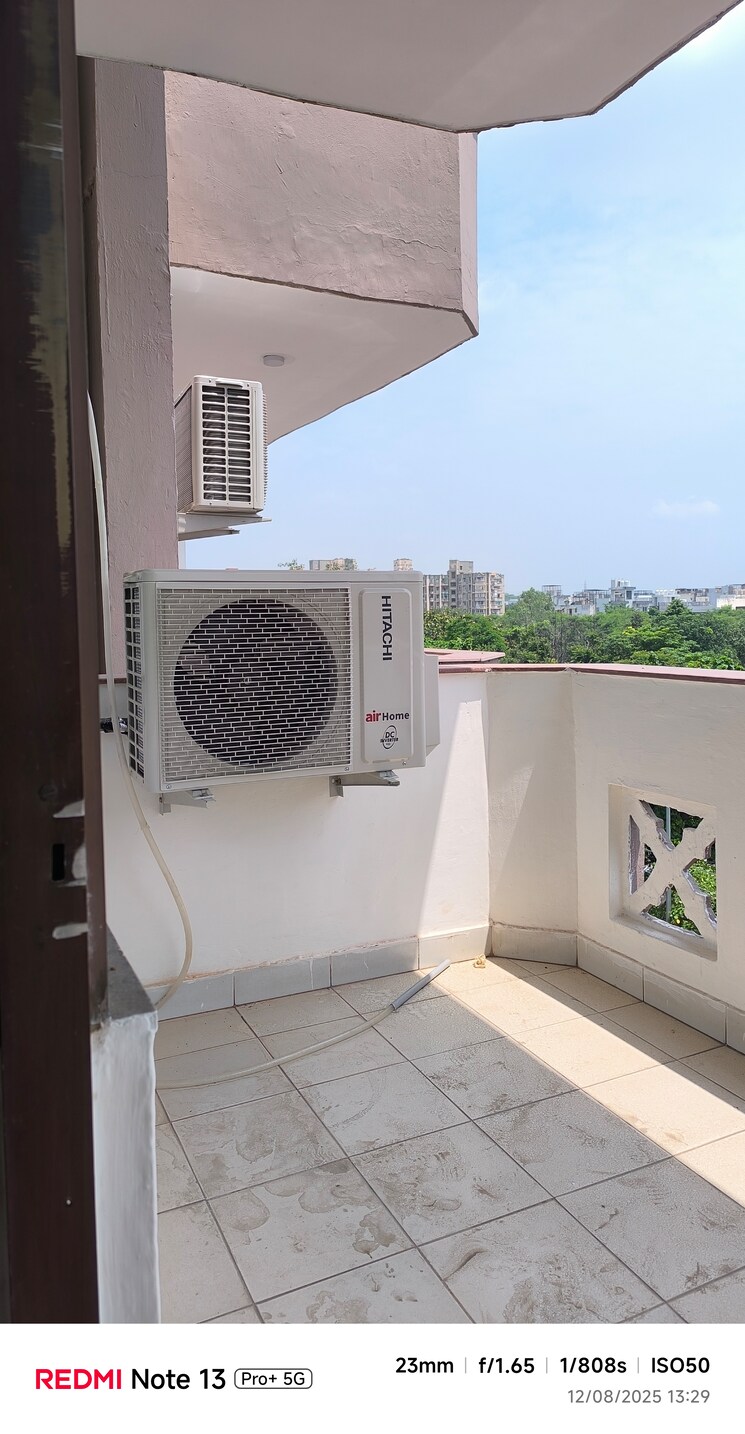 Bathroom, shiv-shakti-apartments-gurgaon 3 Bedroom 2350 Sq.Ft. Apartment In Sector 54 Gurgaon 9060723