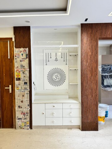 Furnished Amenities in 3 BHK Builder Floor at Sector 45 – for Sale