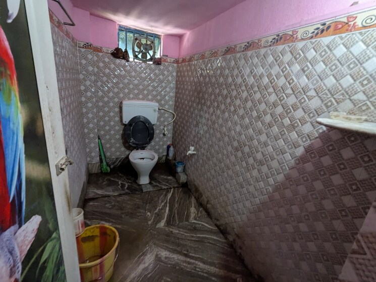Bathroom, rajarhat gopalpur 4 Bedroom 1080 Sq.Ft. Independent House In Rajarhat Gopalpur Kolkata 9060717