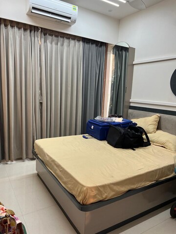 Team Area in 3 BHK Apartment at Abhiraj Apartment, Seawoods Sector 50 – for Sale