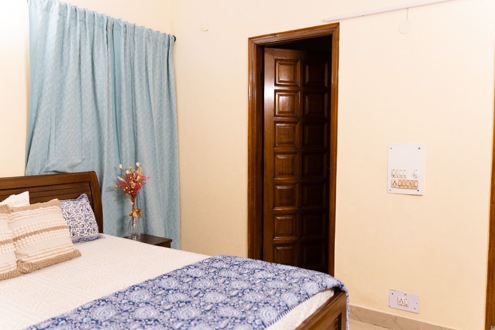 1 BHK + Pooja Room Apartment For Rent in Greater Kailash I