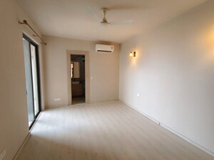 Room in 3 BHK Apartment at M3M Heights, Sector 65 – for Sale