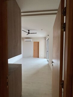 3 BHK + Servant Room Apartment For Sale in M3M Heights