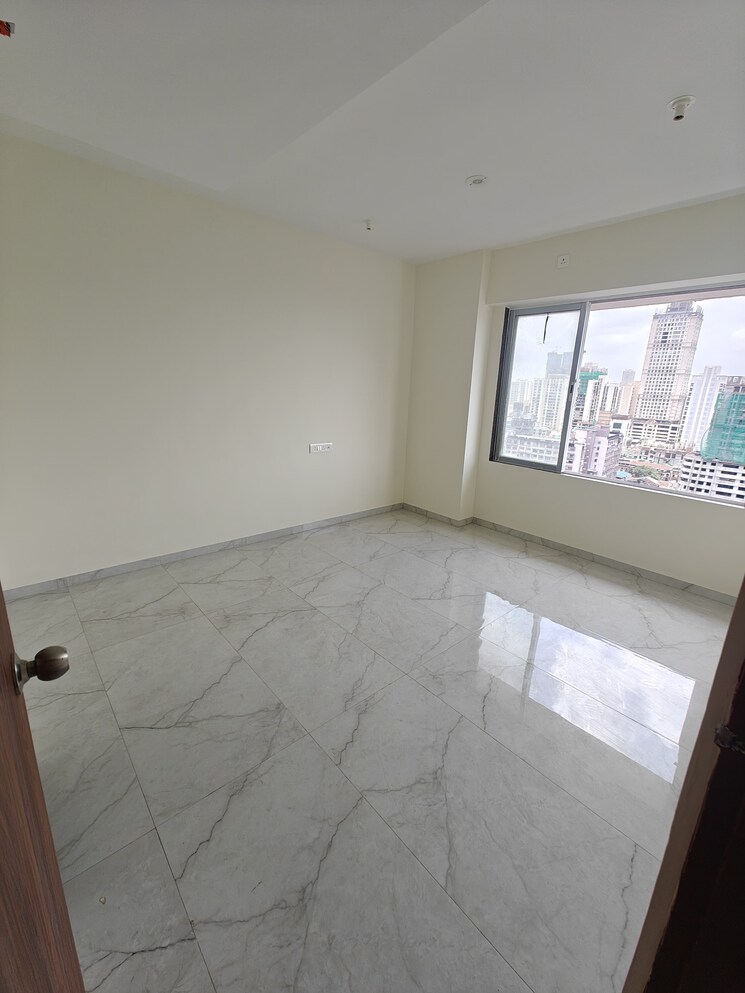 Bedroom, grant road 2 Bedroom 616 Sq.Ft. Apartment In Grant Road Mumbai 9060866