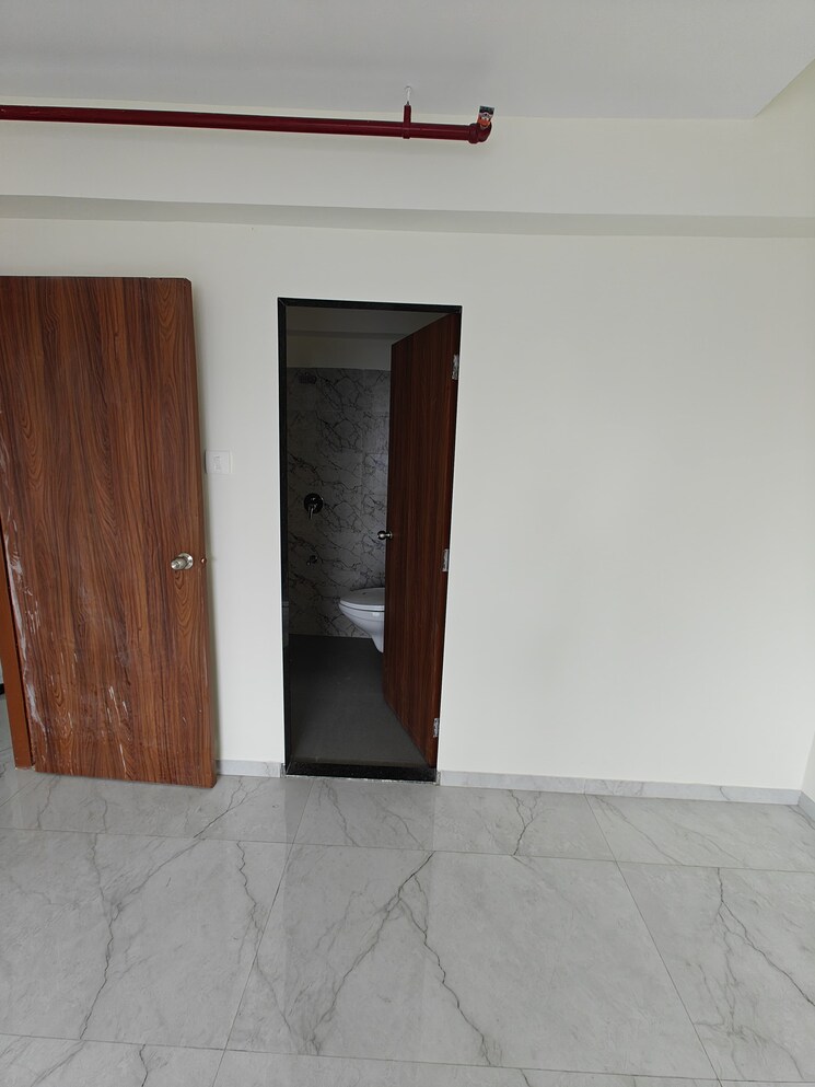 Room, grant road 2 Bedroom 616 Sq.Ft. Apartment In Grant Road Mumbai 9060866