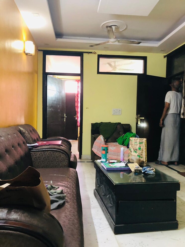 Living Room, ignou road 2 Bedroom 800 Sq.Ft. Builder Floor In Ignou Road Delhi 9060868