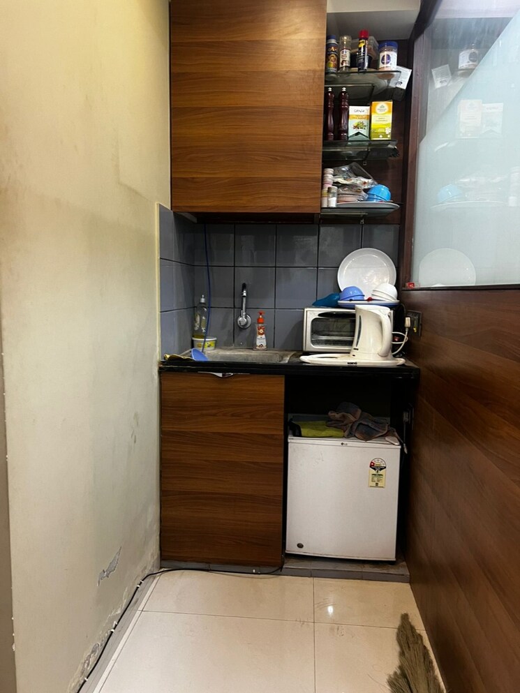 undefined, ambli Commercial Office Space 535 Sq.Ft. In Ambli Ahmedabad 9060853