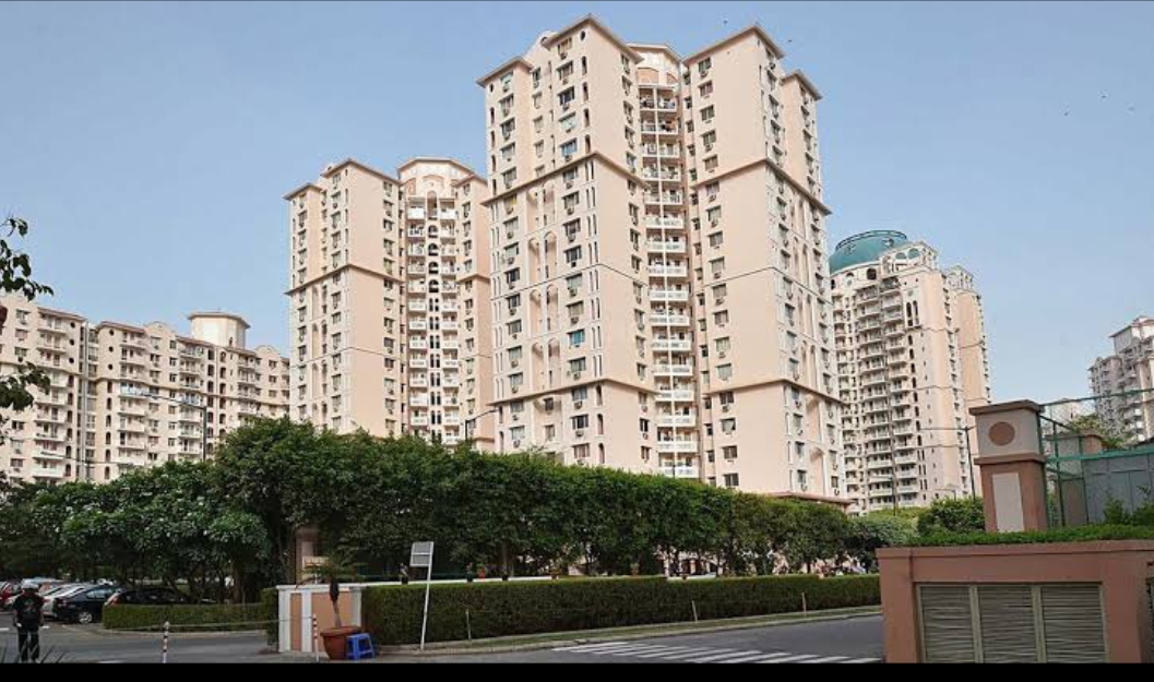 2.5 BHK + Study Room Apartment For Sale in Dlf The Princeton Estate 