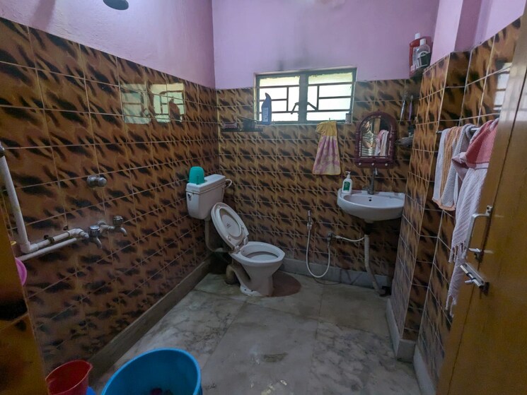 Attached Bathroom, rajarhat 4 Bedroom 1440 Sq.Ft. Independent House In Rajarhat Kolkata 9060916