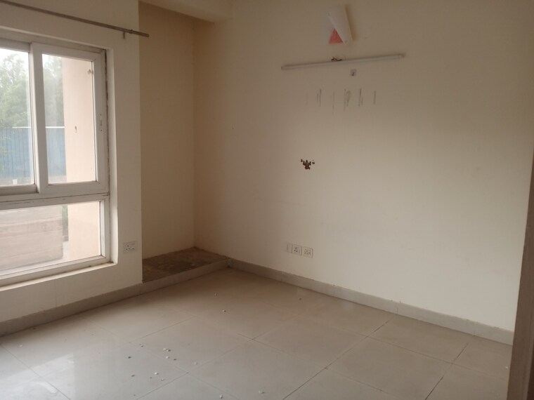 Room, sidhartha-ncr-one 3 Bedroom 1910 Sq.Ft. Apartment In Sector 95 Gurgaon 9060974