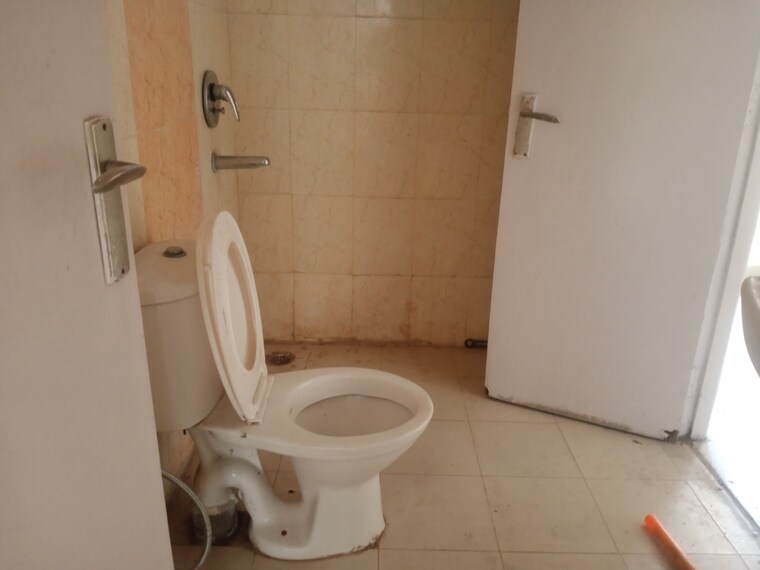 Bathroom, sidhartha-ncr-one 3 Bedroom 1910 Sq.Ft. Apartment In Sector 95 Gurgaon 9060974