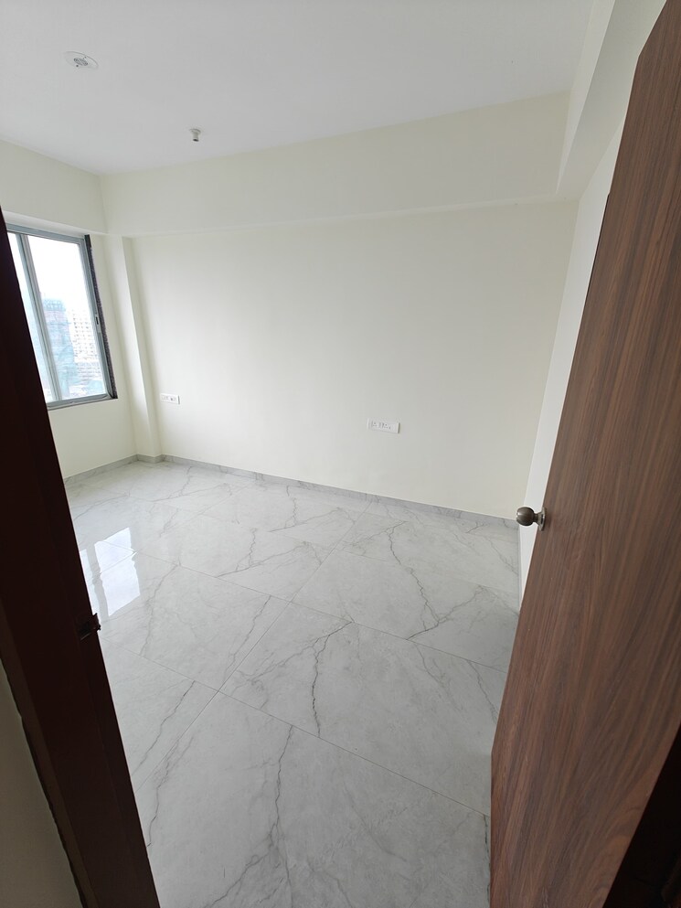 Room, grant road 1 Bedroom 430 Sq.Ft. Apartment In Grant Road Mumbai 9060350
