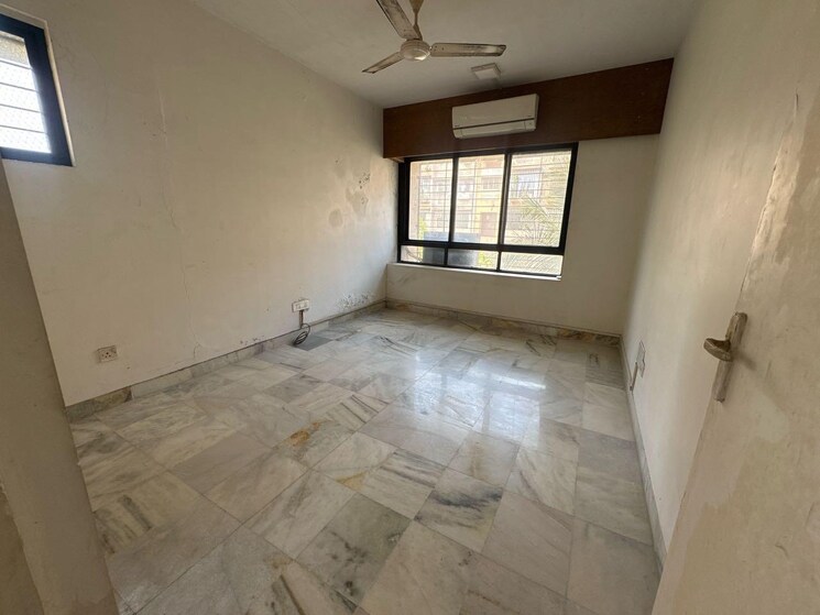 Room, dn nagar 2 Bedroom 799 Sq.Ft. Apartment In Dn Nagar Mumbai 9060964