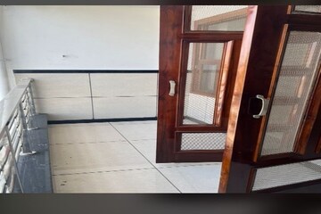 Balcony in 4 BHK Builder Floor at Sector 23 Dwarka – for Rent