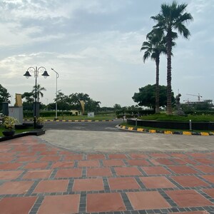  Plot For Sale in Orris Greenbay Golf Village Plots, Gaur Yamuna City