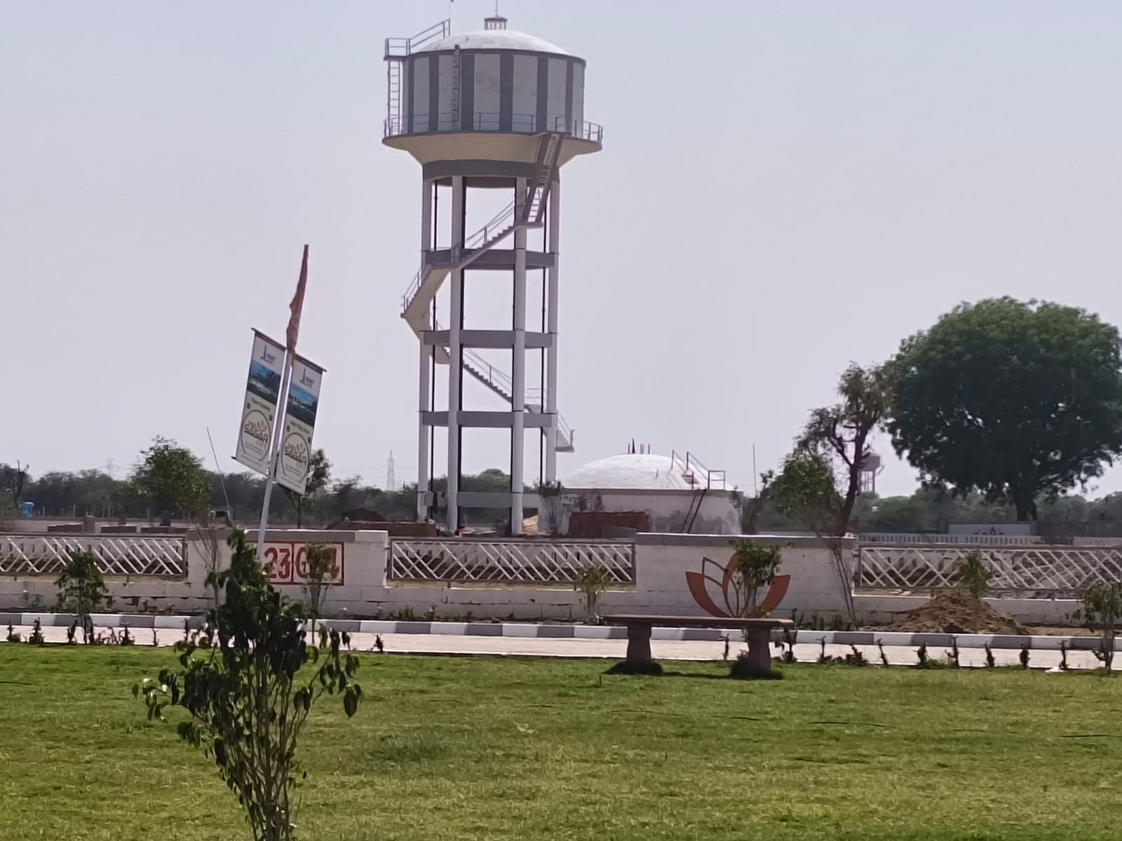 Land For Sale in Tonk Road