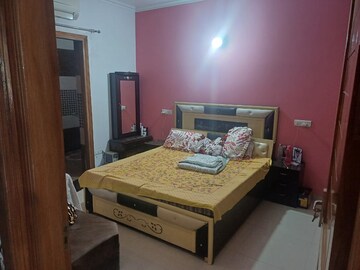 3 BHK Builder Floor For Rent in Sector 17