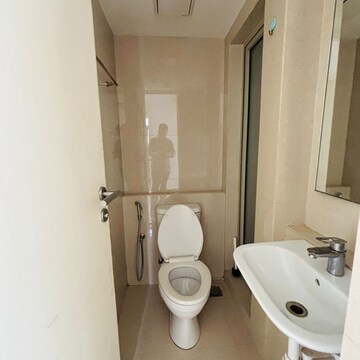 Bathroom in 1 BHK Apartment at Hiranandani Solitaire Studio Apartment, Hiranandani Estate – for Rent