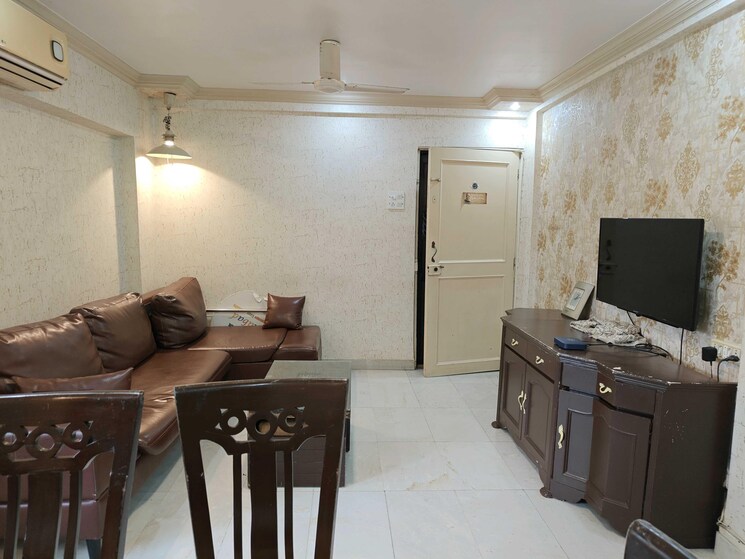Living Room, evershine-apartment-2 2 Bedroom 780 Sq.Ft. Apartment In Andheri West Mumbai 9061056