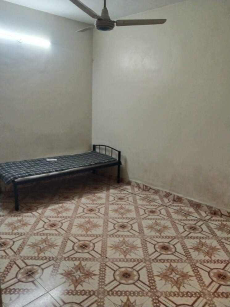 Bedroom, jagrut-chs 1 Bedroom 700 Sq.Ft. Apartment In Gokhalenagar Pune 9061075