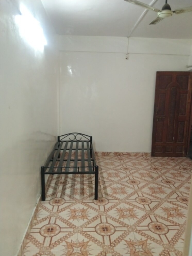 Bedroom, jagrut-chs 1 Bedroom 700 Sq.Ft. Apartment In Gokhalenagar Pune 9061075