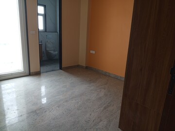 Room in 3 BHK Apartment at Ashoka Group Housing Society, Sector 56 – for Rent
