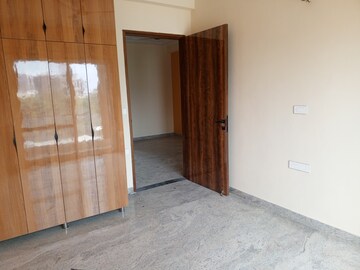 Room in 3 BHK Apartment at Ashoka Group Housing Society, Sector 56 – for Rent