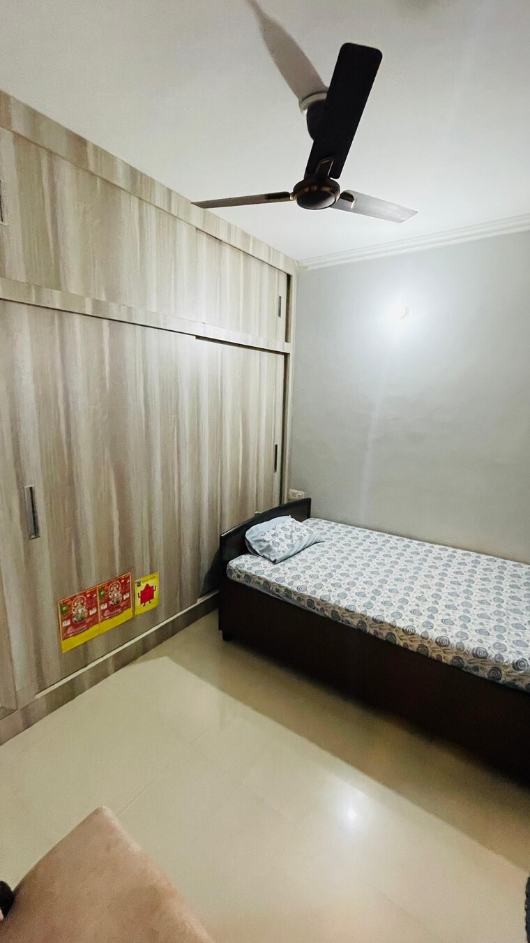 Bedroom, charms-castle 3 Bedroom 1500 Sq.Ft. Apartment In Raj Nagar Extension Ghaziabad 9061145
