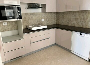 Kitchen in 4 BHK Apartment at Godrej Woods, Sector 43 – for Rent