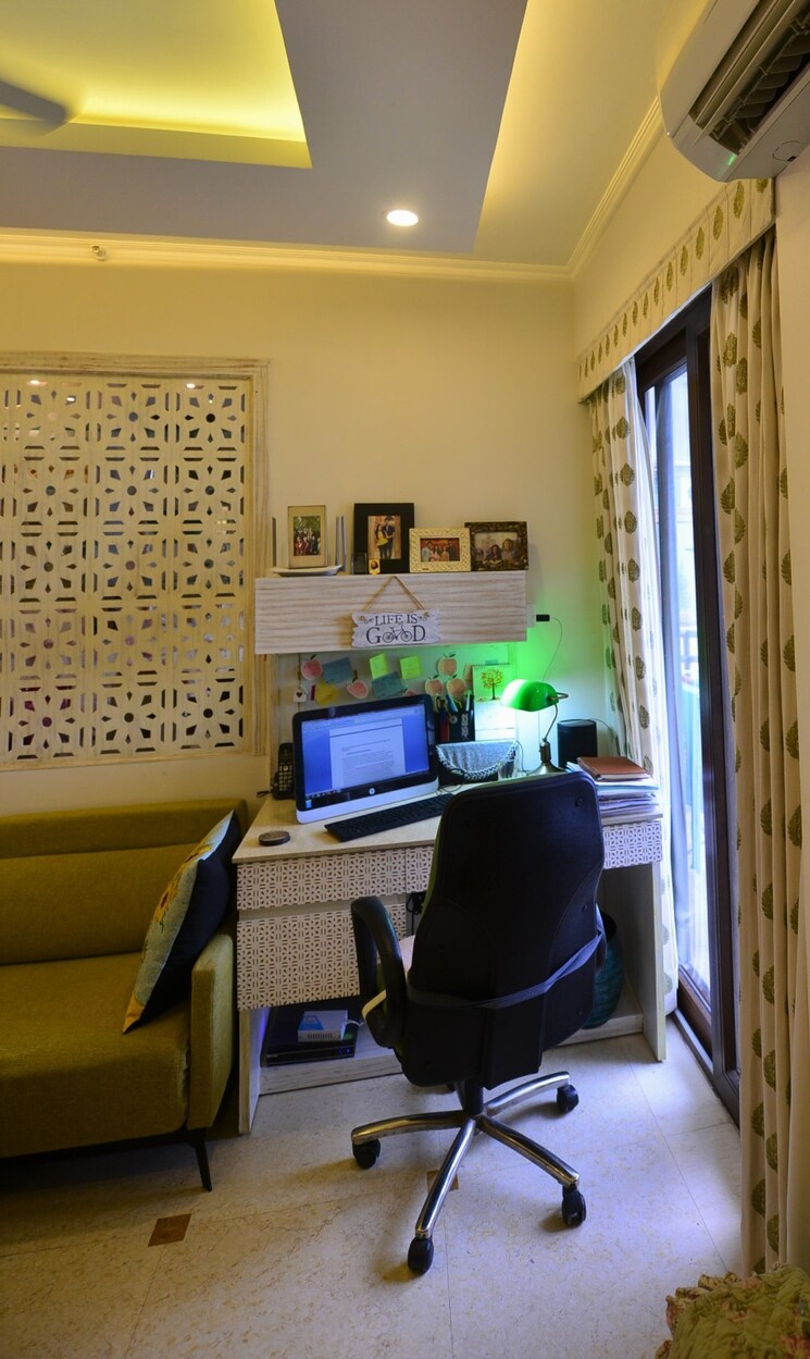 Team Area, vipul-belmonte 4 Bedroom 3160 Sq.Ft. Apartment In Sector 53 Gurgaon 9061064