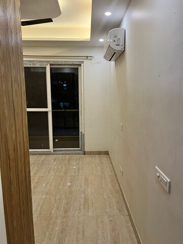 Furnished Amenities in 3 BHK Apartment at Suncity Sukriti CGHS Ltd, Sector 57 – for Rent