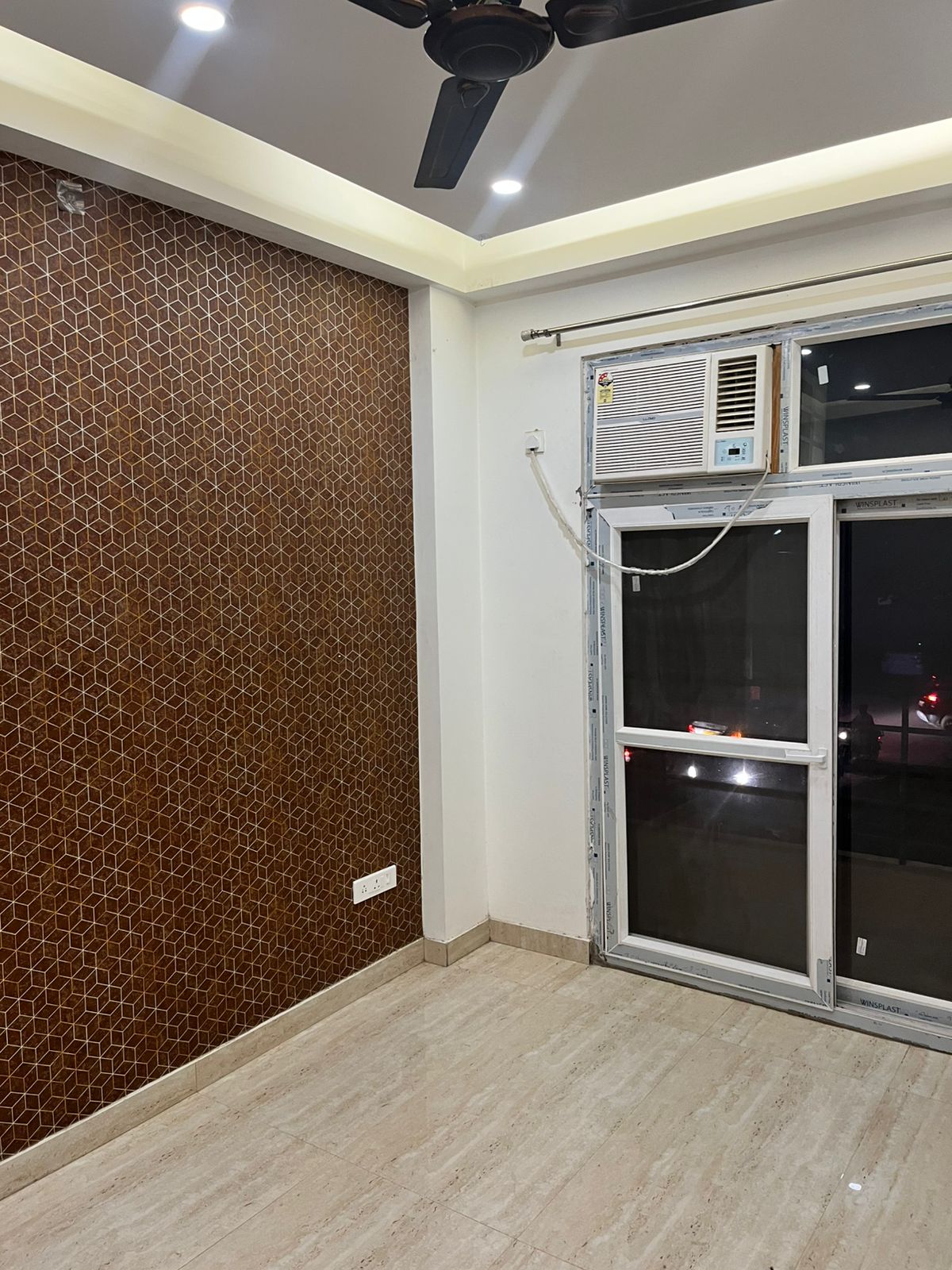 3 BHK + Servant Room,Study Room Apartment For Rent in Suncity Sukriti CGHS Ltd