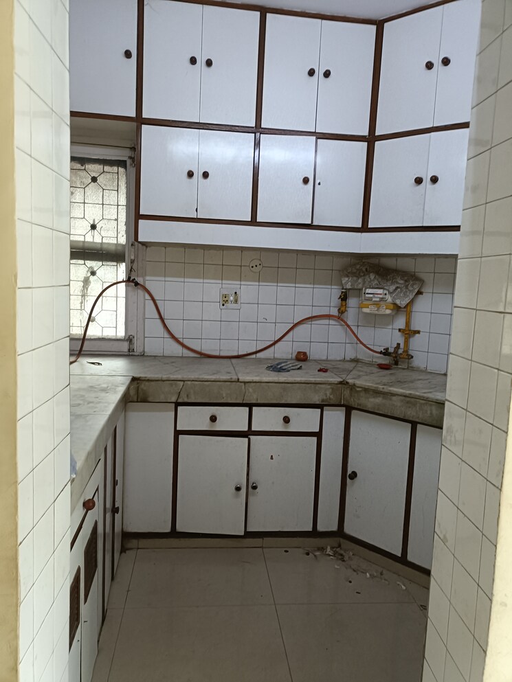 Kitchen, ip extension 2 Bedroom 900 Sq.Ft. Apartment In Ip Extension Delhi 9061200