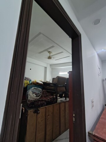 Furnished Amenities in 1 BHK Builder Floor at Savitri Nagar – for Rent