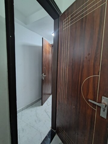 Bathroom in 1 BHK Builder Floor at Savitri Nagar – for Rent