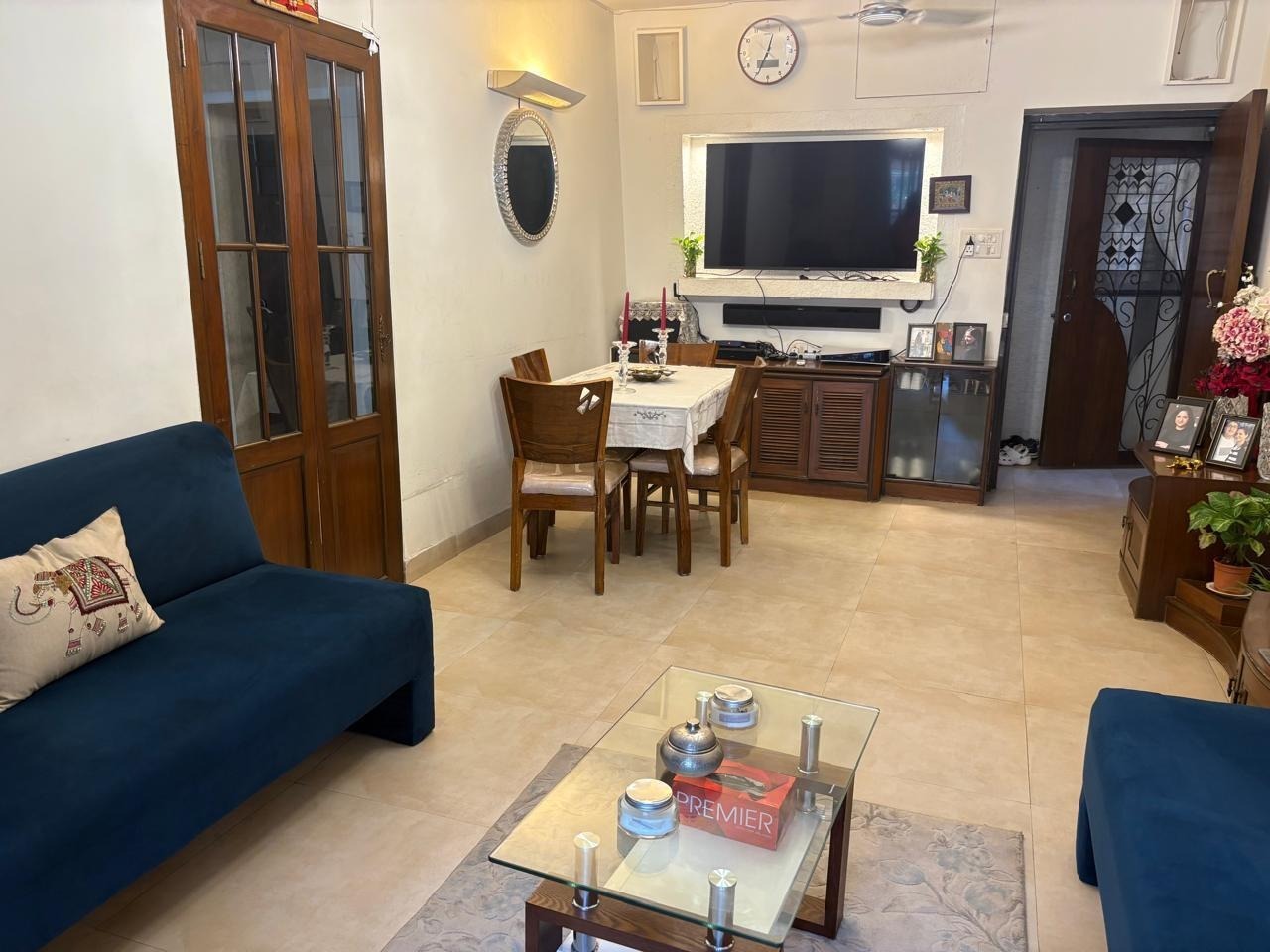 2 BHK + Servant Room 890 Sq.Ft. Apartment in Lokhandwala Complex