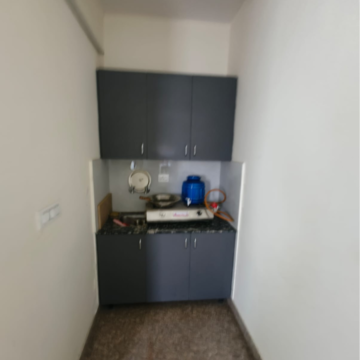 Furnished Amenities in 5 BHK Builder Floor at Sgm Nagar – for Rent