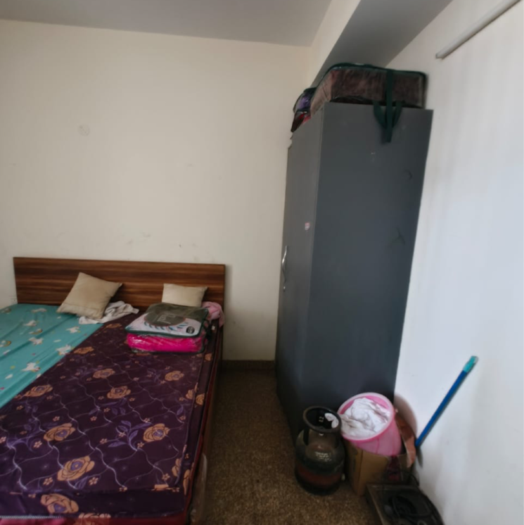 undefined, sgm nagar 5 Bedroom 250 Sq.Yd. Builder Floor In Sgm Nagar Faridabad 9061246