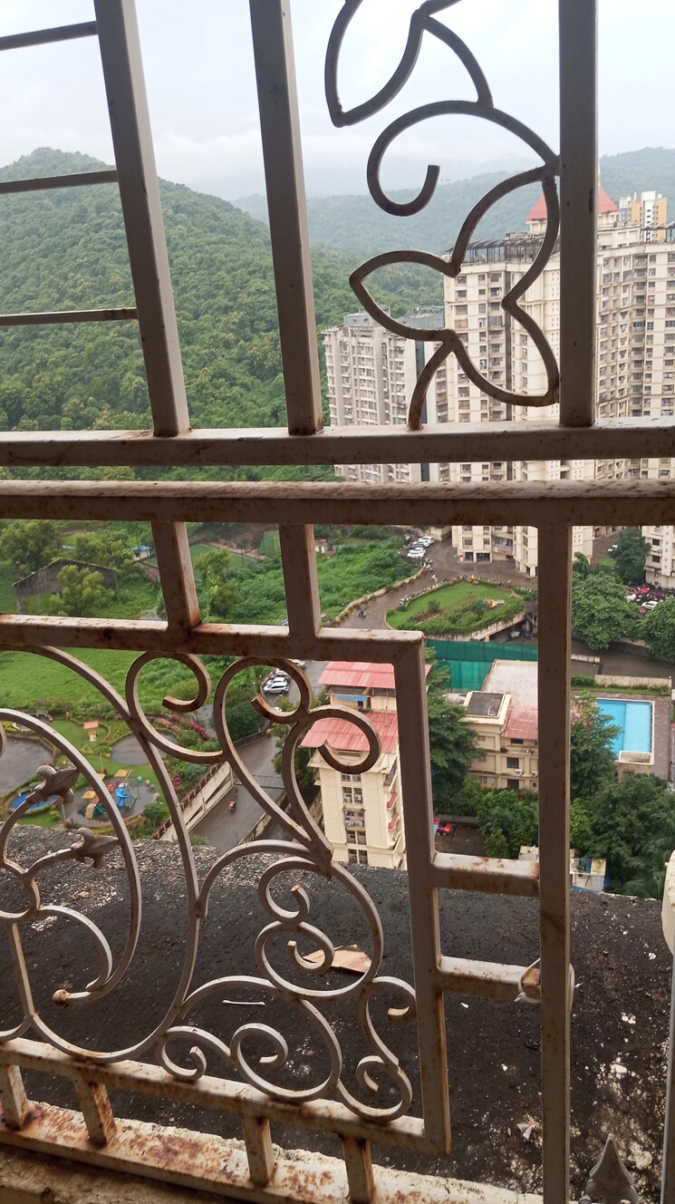 Balcony, cosmos-jewels 3 Bedroom 960 Sq.Ft. Apartment In Ghodbunder Road Thane 9061244