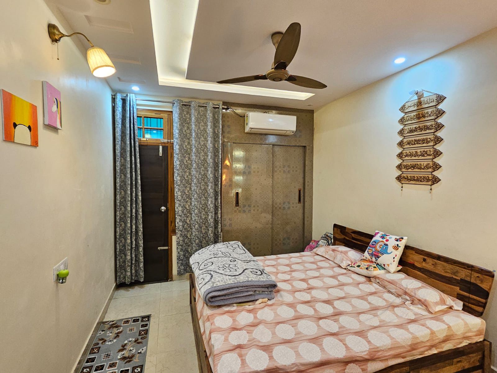 3 BHK + Servant Room Villa For Rent in Duplex Villa , Arjun Vill