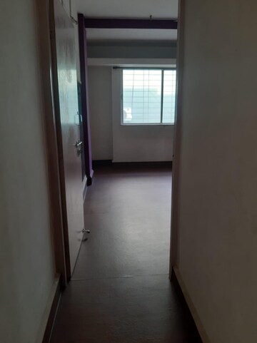 Bedroom in 2 BHK Apartment at Kothrud – for Rent