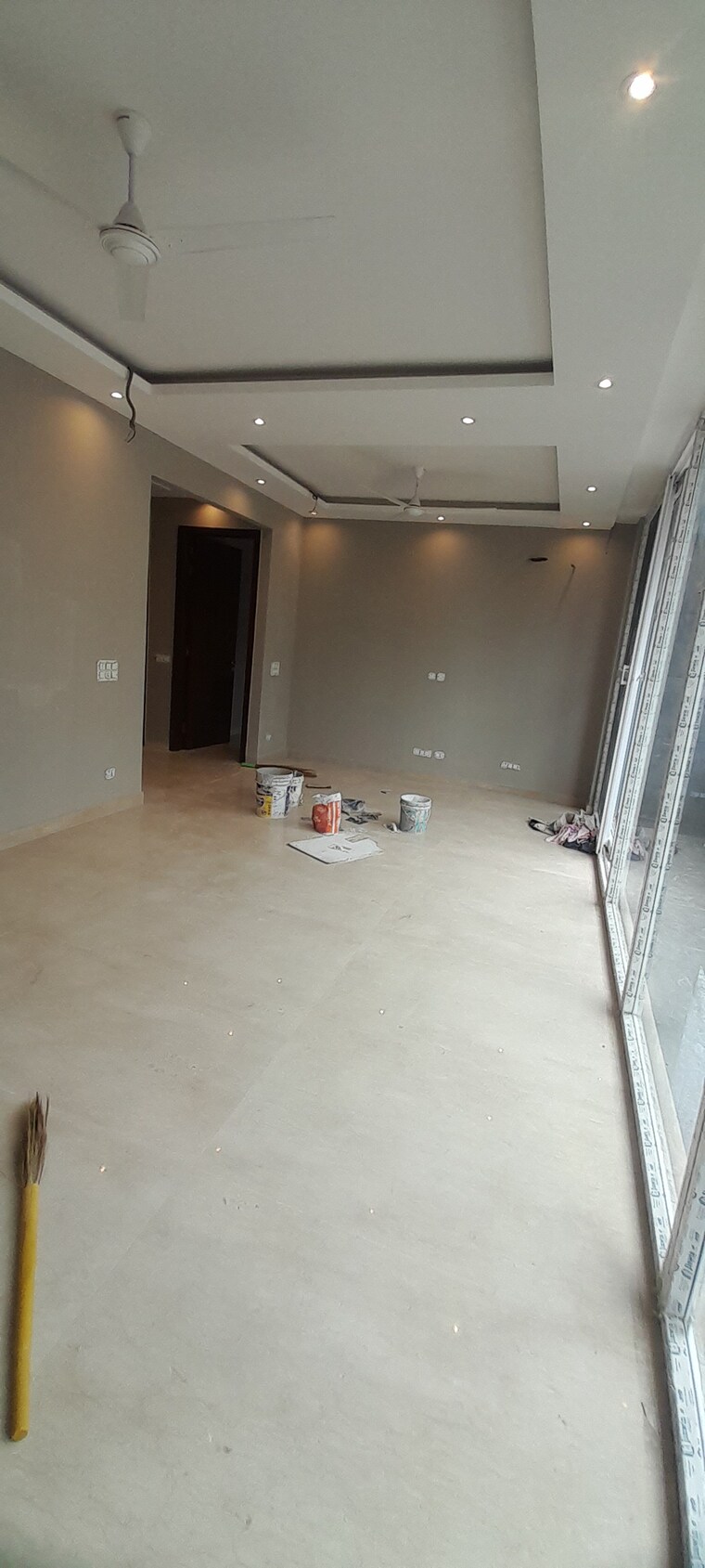 Room, chittaranjan park 3 Bedroom 210 Sq.Yd. Builder Floor In Chittaranjan Park Delhi 9061270