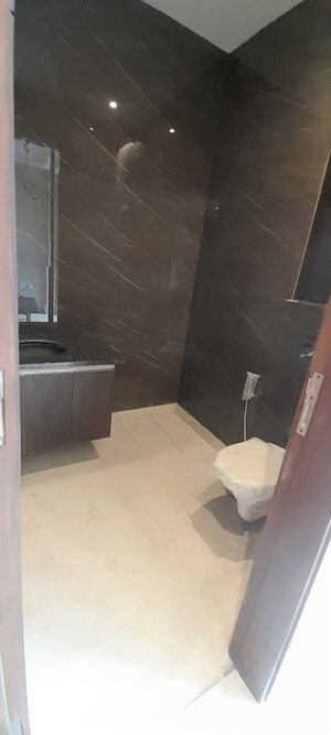Attached Bathroom in 3 BHK Builder Floor at Chittaranjan Park – for Sale