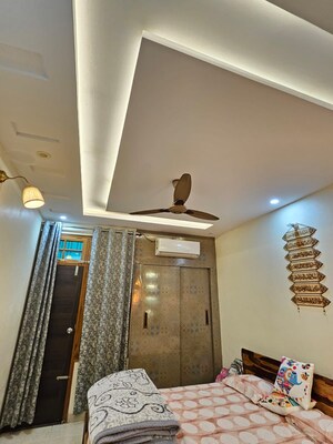 Room in 3 BHK Villa at Arjunganj – for Sale