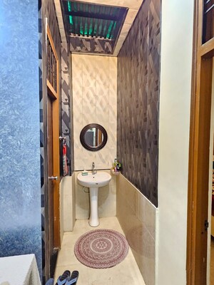 Bathroom in 3 BHK Villa at Arjunganj – for Sale