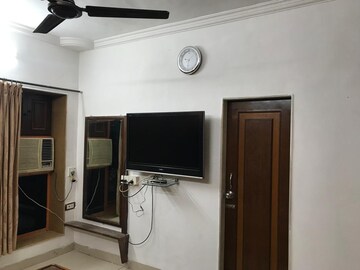 Building Lobby in 2 BHK Apartment at Lokhandwala Complex, Andheri West – for Rent
