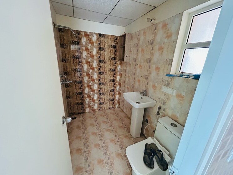 Attached Bathroom, ska-greenarch 3.5 Bedroom 1600 Sq.Ft. Apartment In Panchsheel Green Greater Noida 9061314